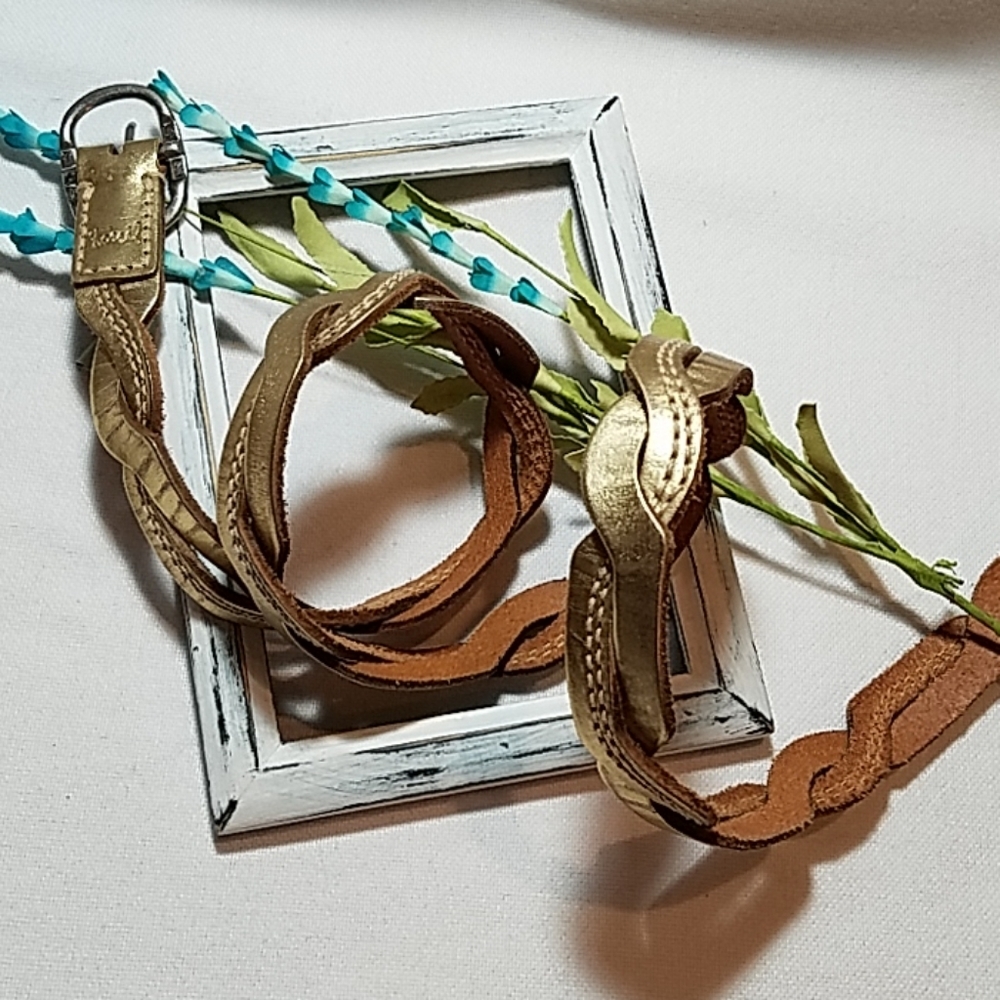 EUC Fossil Gold Leather Unique Twist Belt